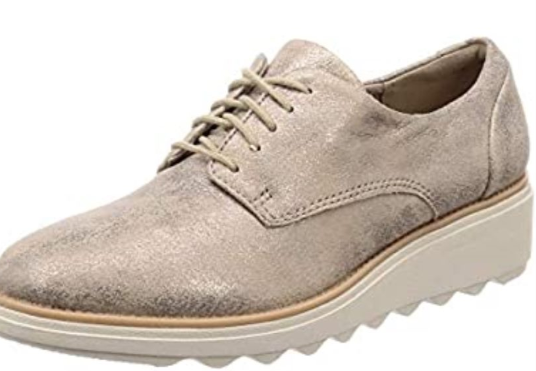 Clarks im Wandel der Zeit: Wie ein Traditionslabel den Schuhmarkt neu definiert